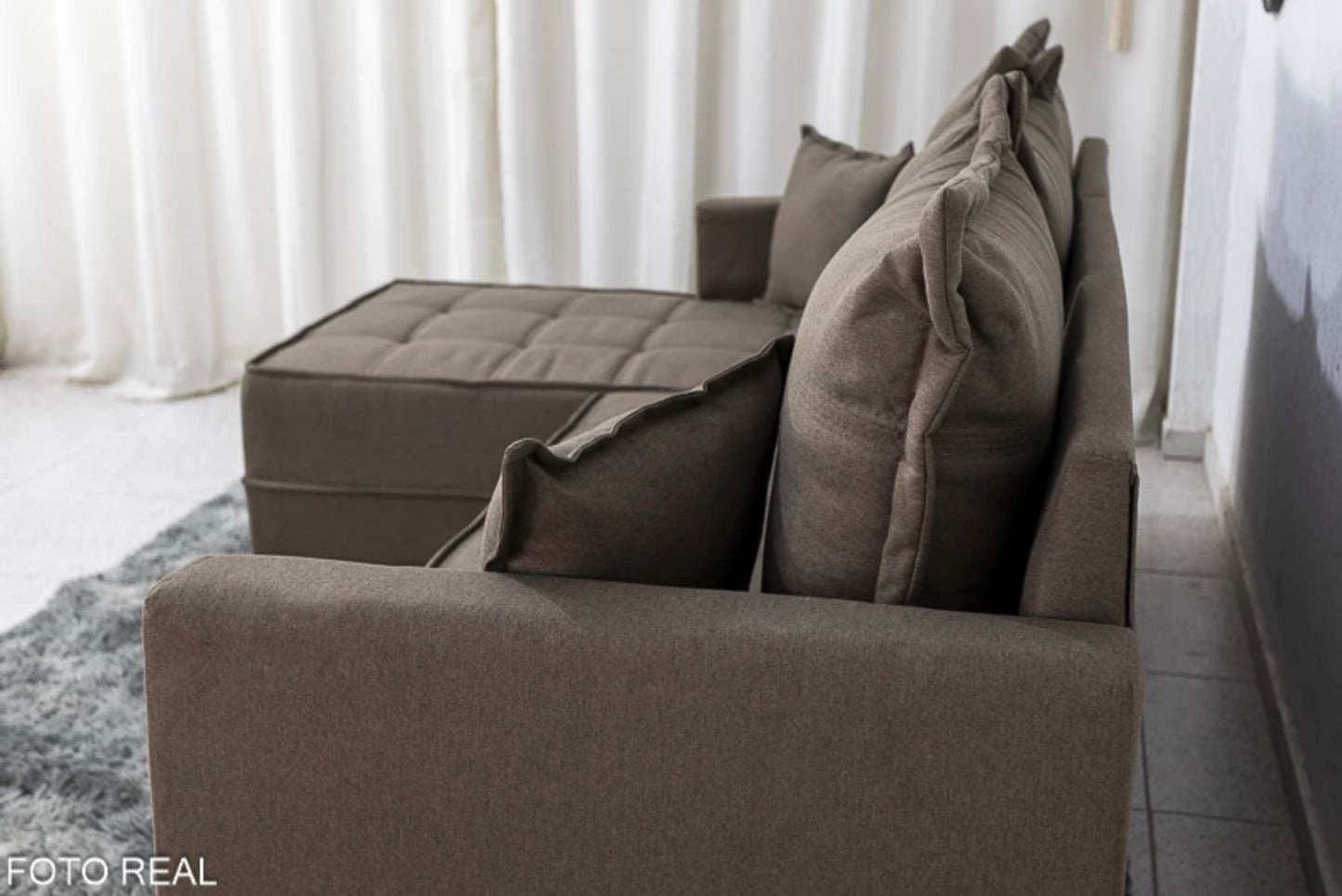 Sofá 3 Lugares Milão 2.30 m Chaise Lado Direito Linho Marrom 1007 - Molas Ensacadas