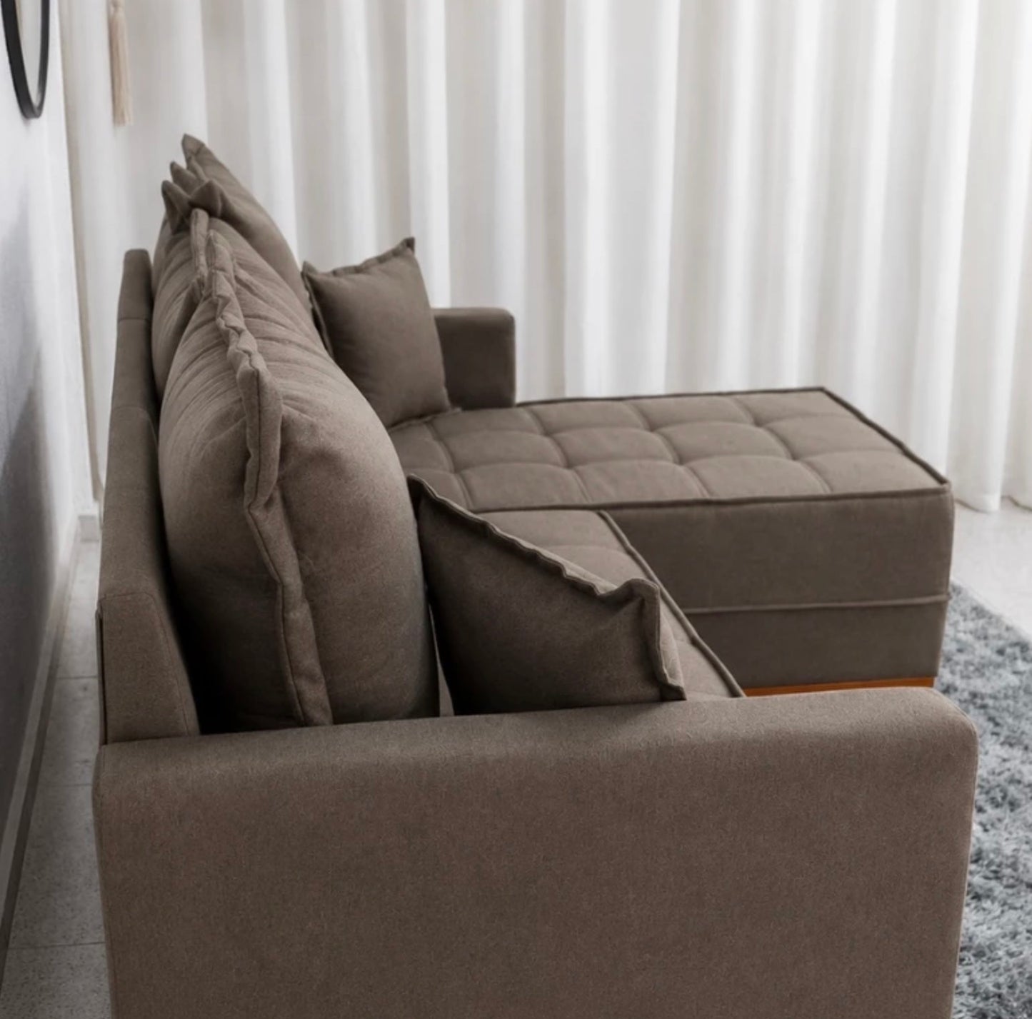 Sofá 3 Lugares Milão 2.30 m Chaise Lado Esquerdo Linho Marrom 1007 - Molas Ensacadas