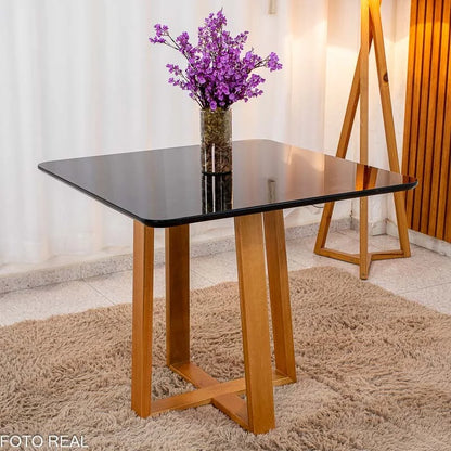 Mesa de Jantar Pedro 90×90 Vidro Preto/Base Madeira + 4 Cad. Lisboa Veludo Preto 504 Madeira Art Assento – Entregue Montada